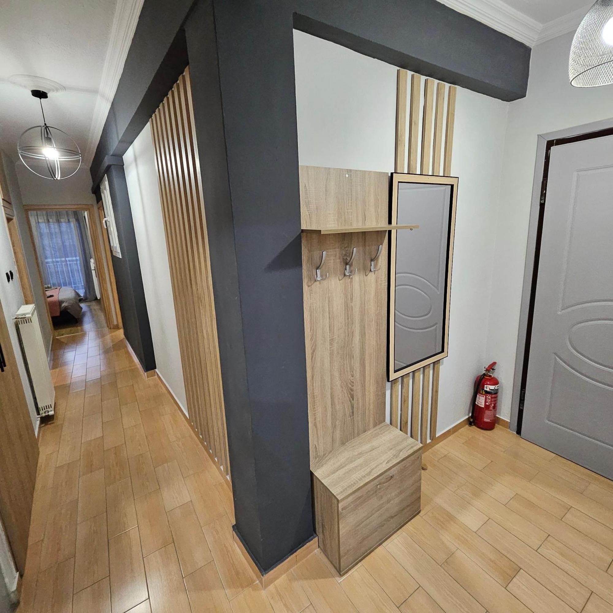 Central 3 Modern Apartment With Free Parking Serres Room photo